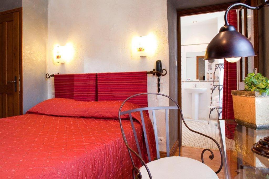 Hotel Les Remparts Mirepoix  Szoba fotó