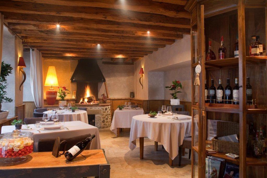 Hotel Les Remparts Mirepoix  Kültér fotó