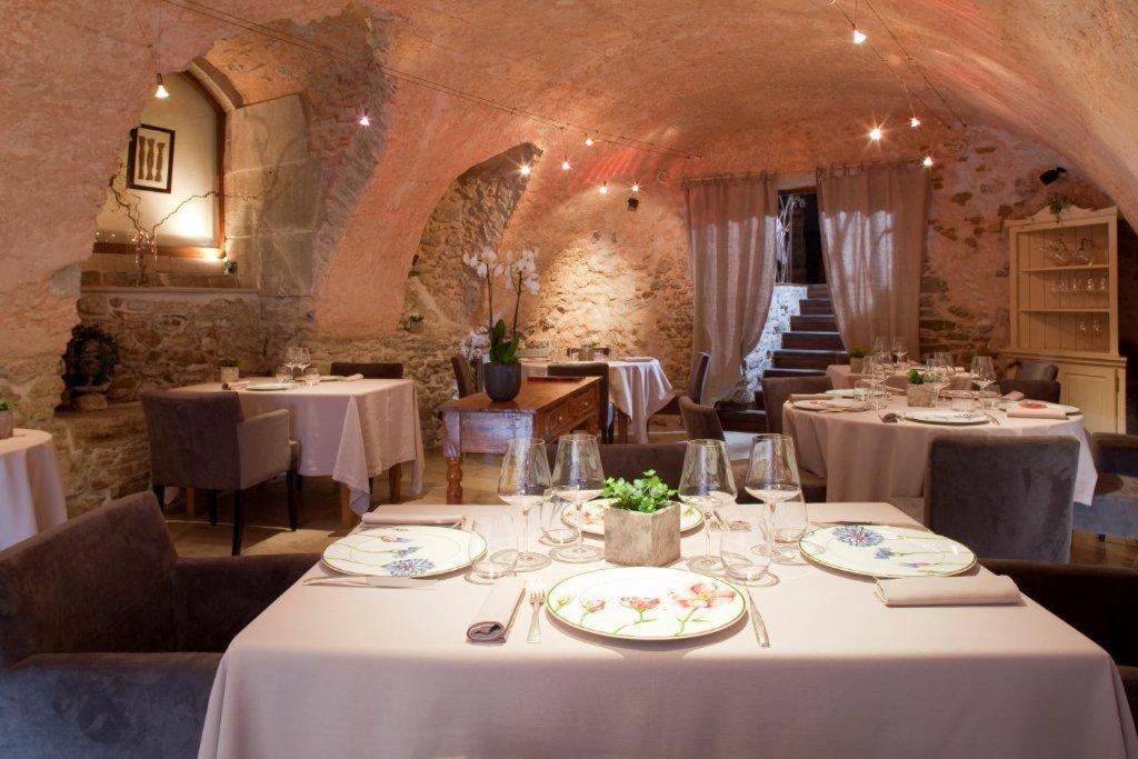 Hotel Les Remparts Mirepoix  Kültér fotó